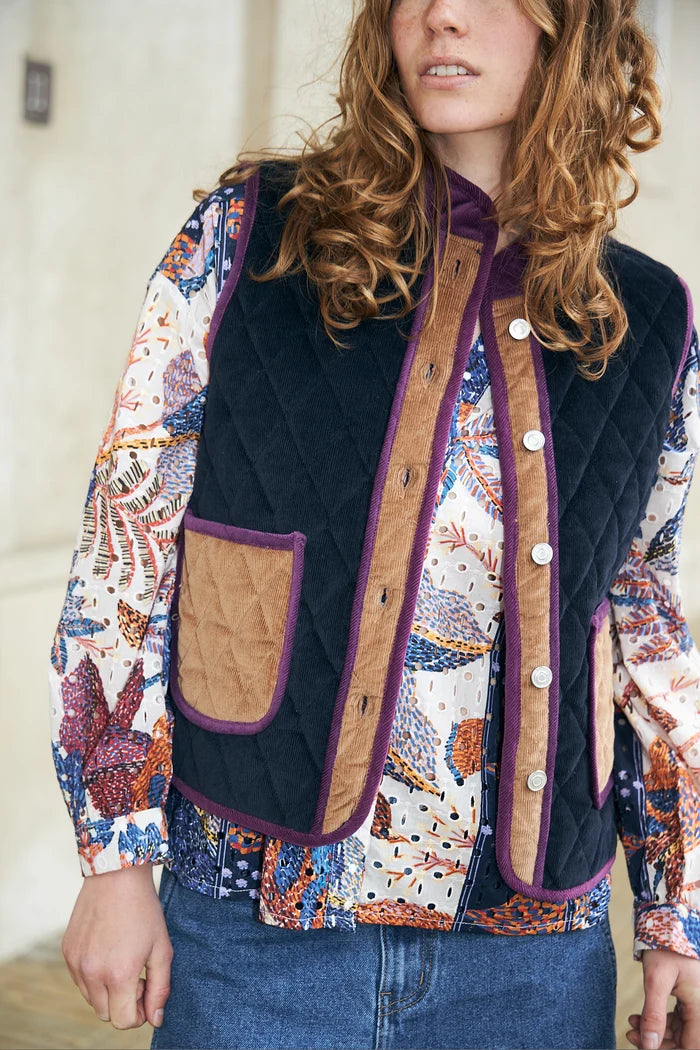Cairoll vest