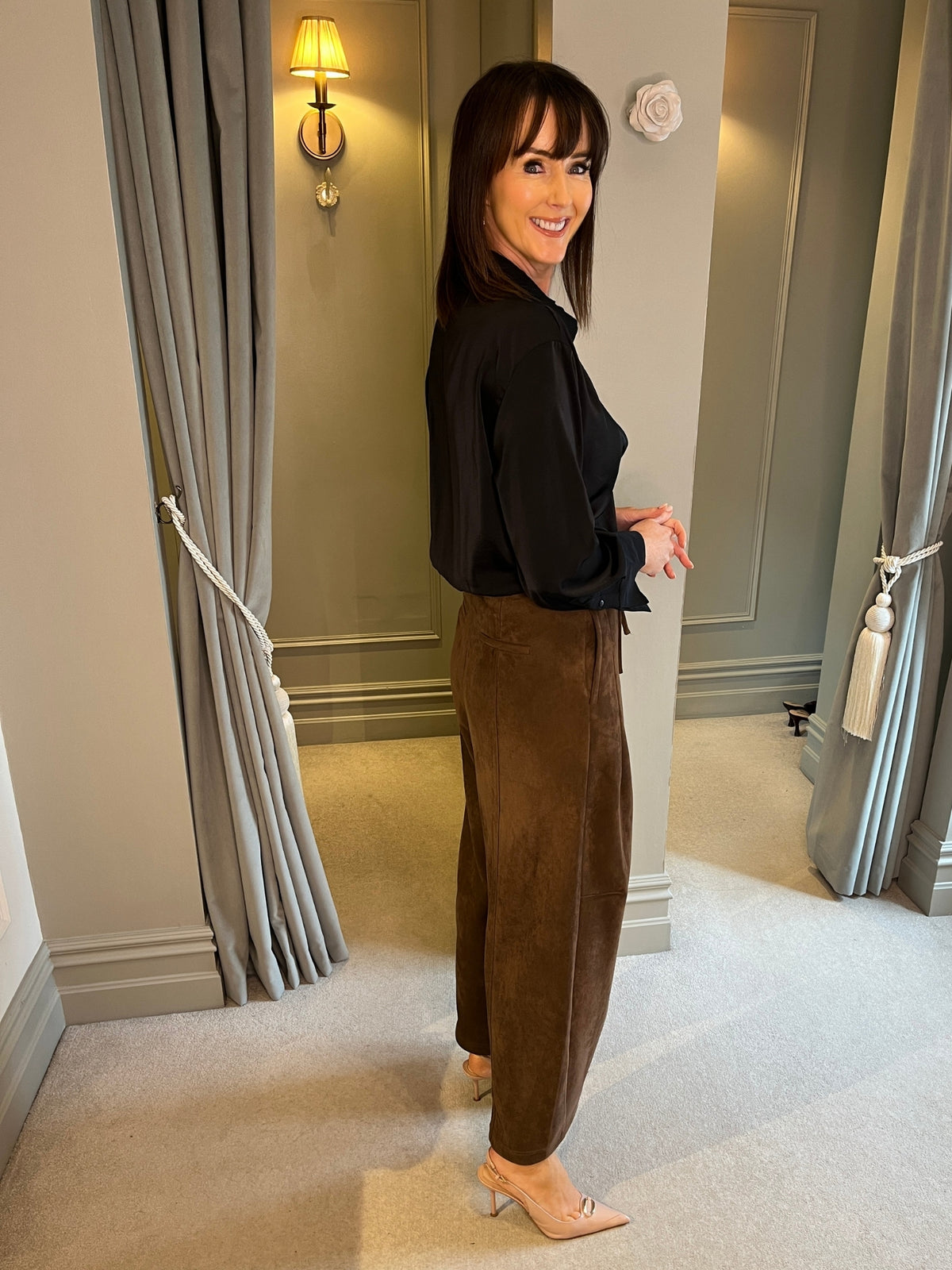 Denna suede barrell trousers