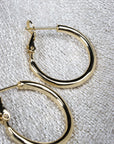 Medium Ellie Hoops