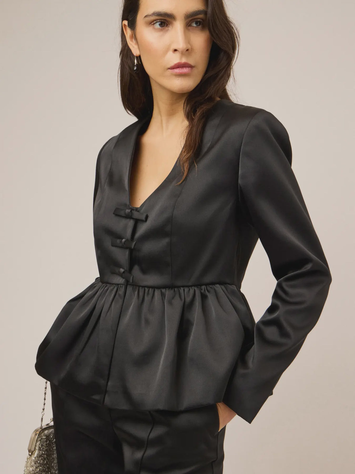 Vantis satin bow jacket